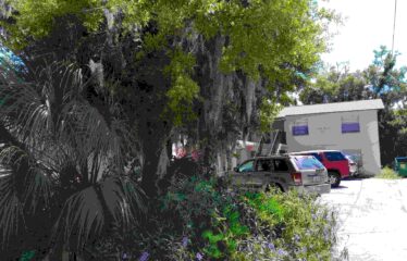 Twin Oaks Apartments