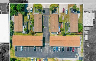 Pineridge Apartments