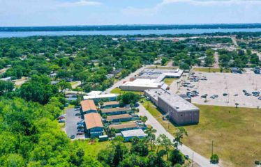Pineridge Apartments