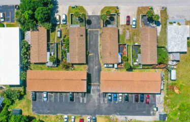 Pineridge Apartments