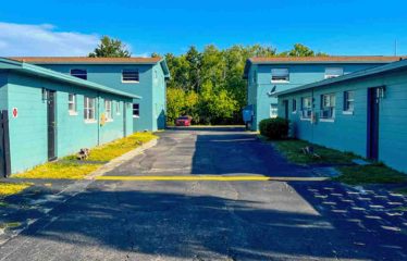 Pineridge Apartments