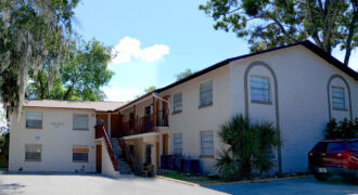 Twin Oaks Apartments