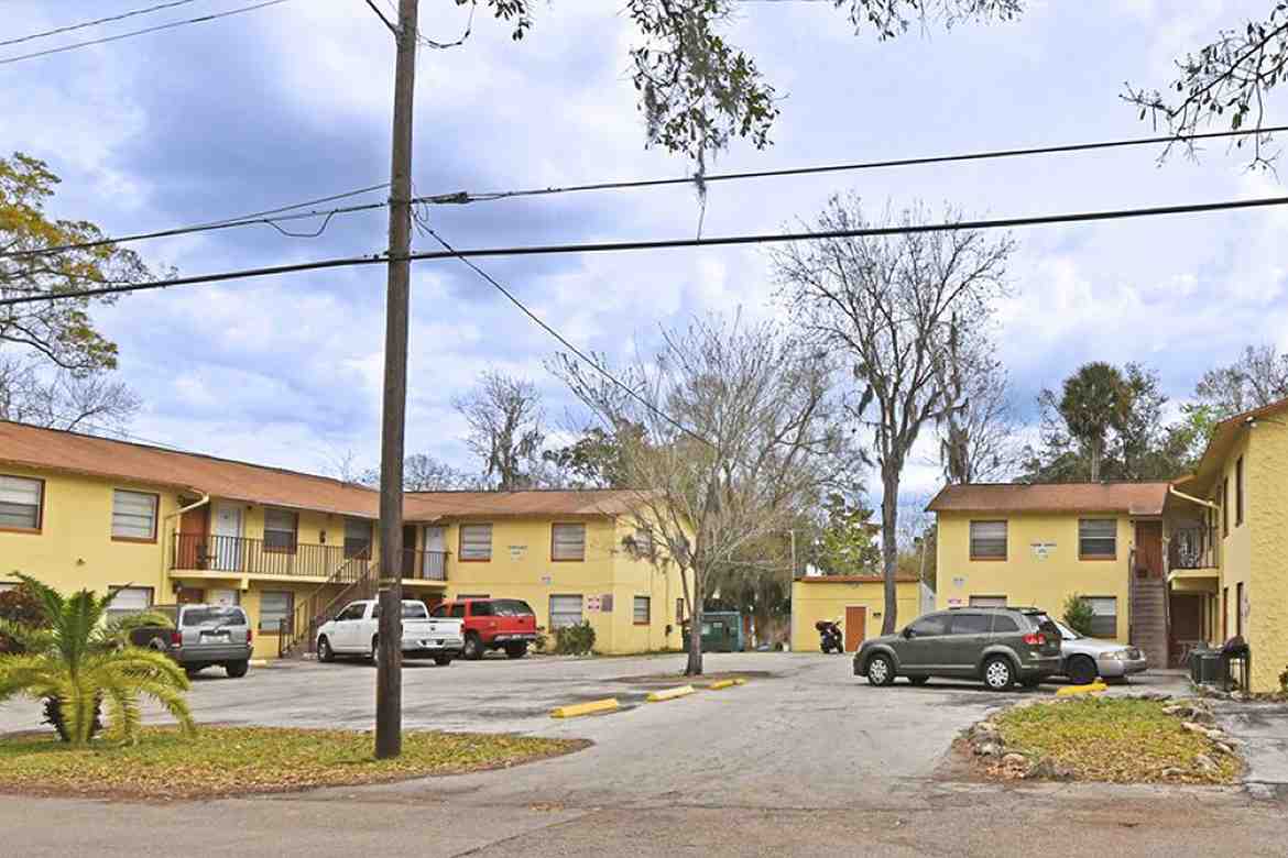 Twin Oaks Apartments Sabareesh